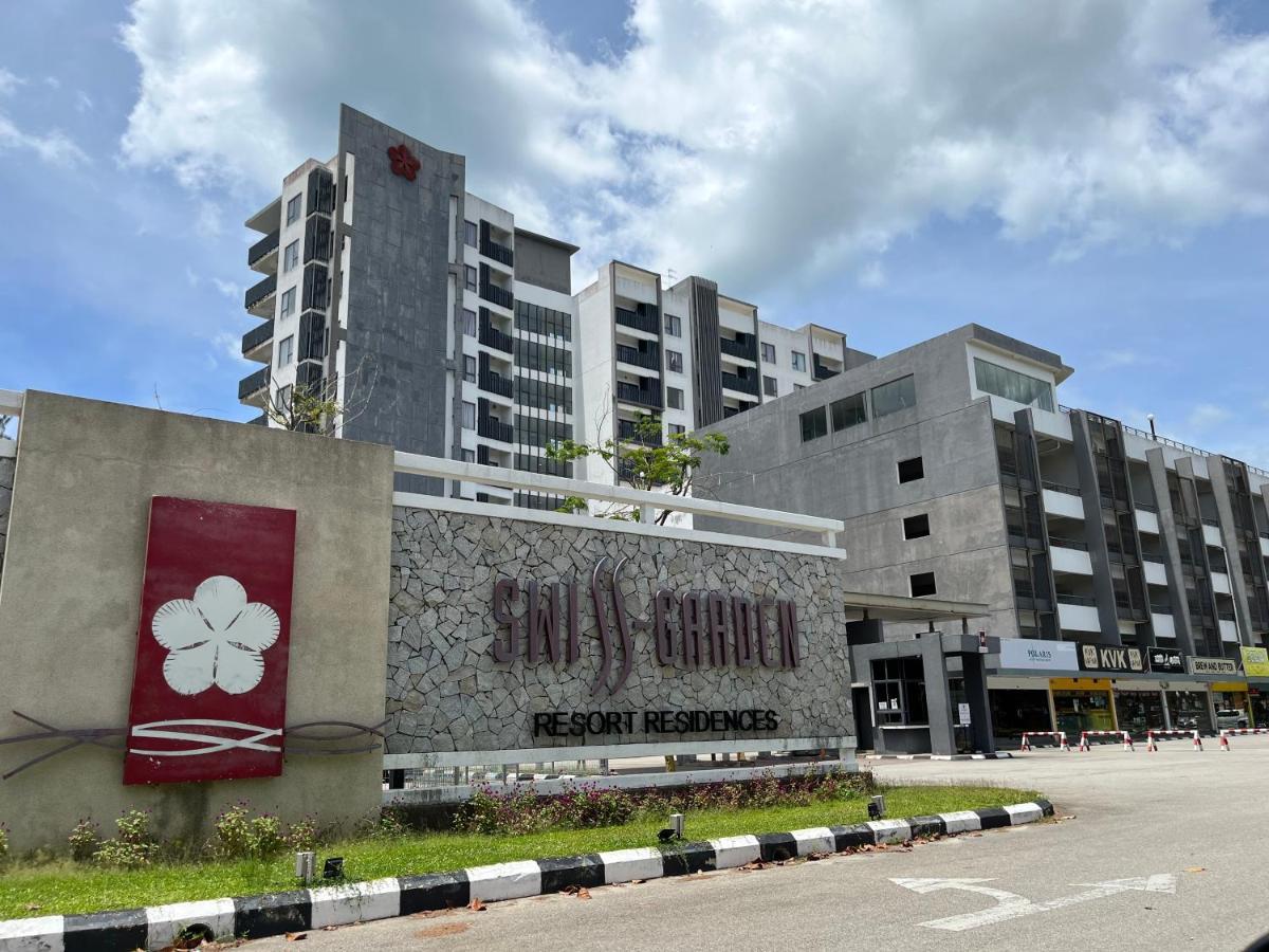 Sg Resort Residence - Beach & Waterpark Kuantan Ngoại thất bức ảnh